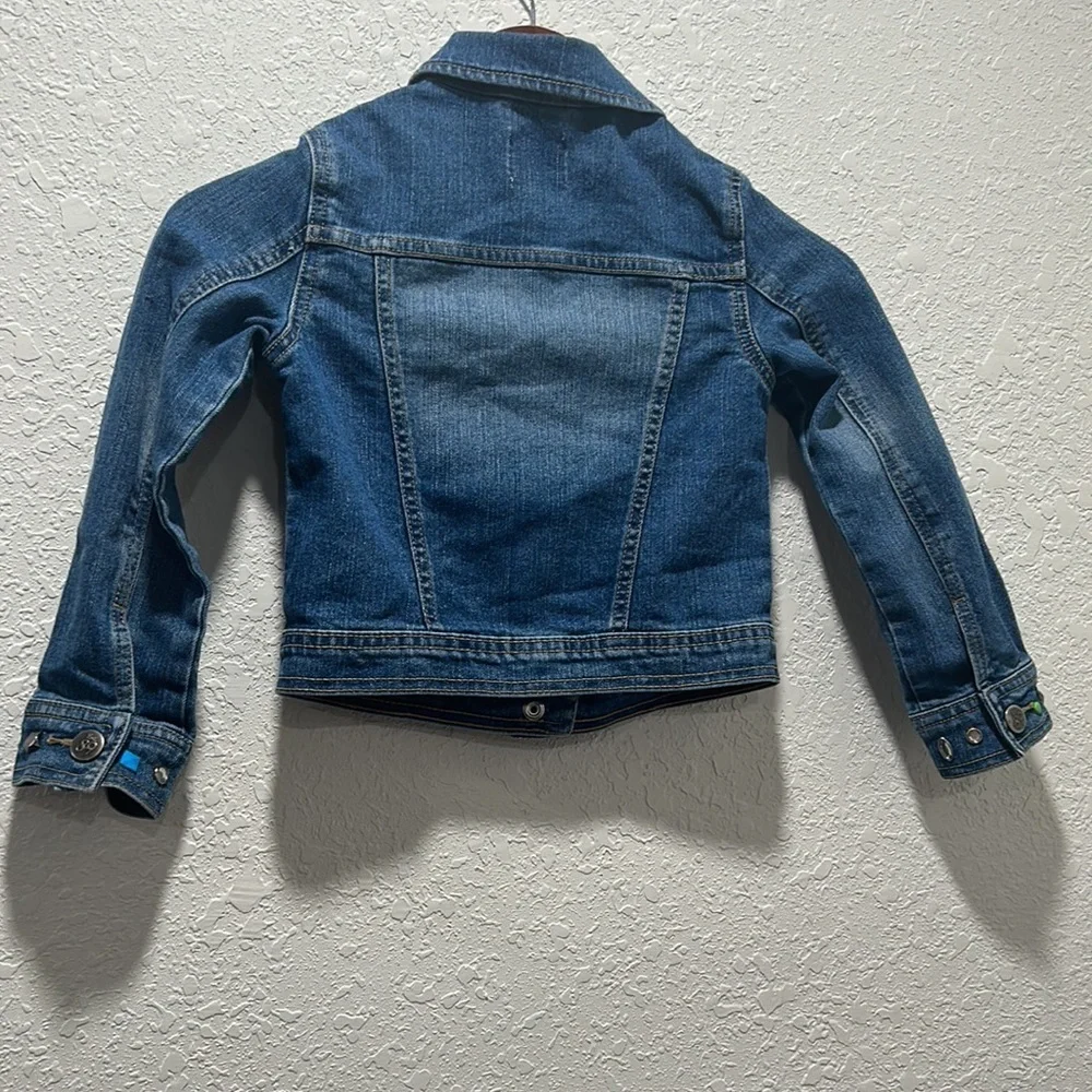 The children’s place blue Jean jacket size 5/6 GUC
